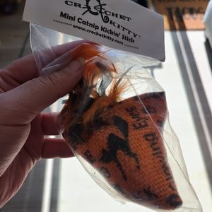 Halloween cat kicker toy